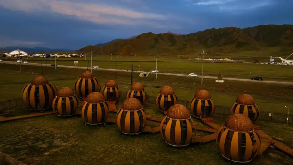 Ifyo umulimi wa content mu Zambia atemwa ukushipusha collaboration na UAE brands pa SoundCloud — amano, routes, na examples ishingi.