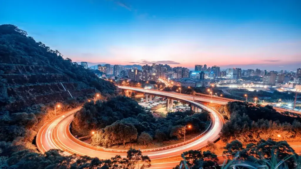 Lishila malyashi ku Zambia: step-by-step plan ya kulandila Costa Rica creators pa Xiaohongshu kuti mu showcase seasonal fashion trends, plus tools, contracts, na VPN tip.